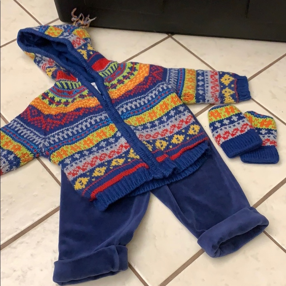 Boys baby gap velour pant & zip lined sweater 6-12